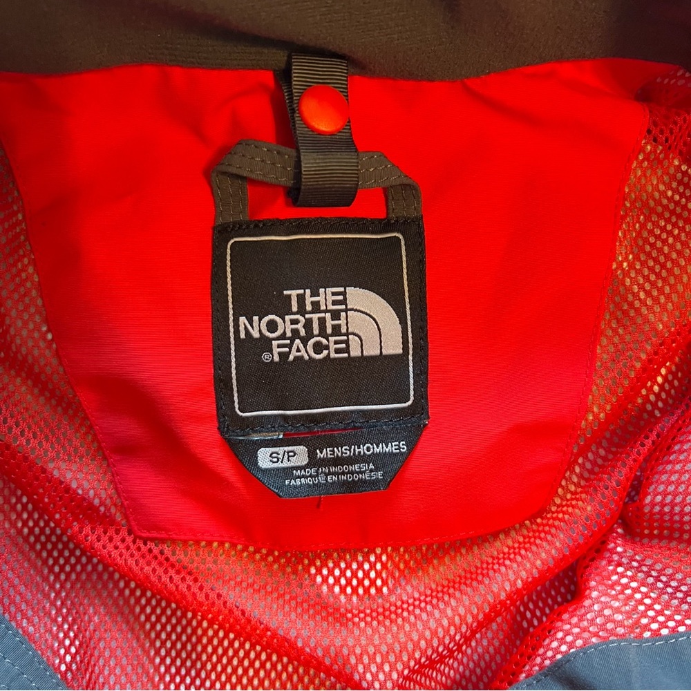 The North Face Men's Grey and Red Hooded 3 Way Hyvent Mountain Jacket Size S - Picture 9 of 11